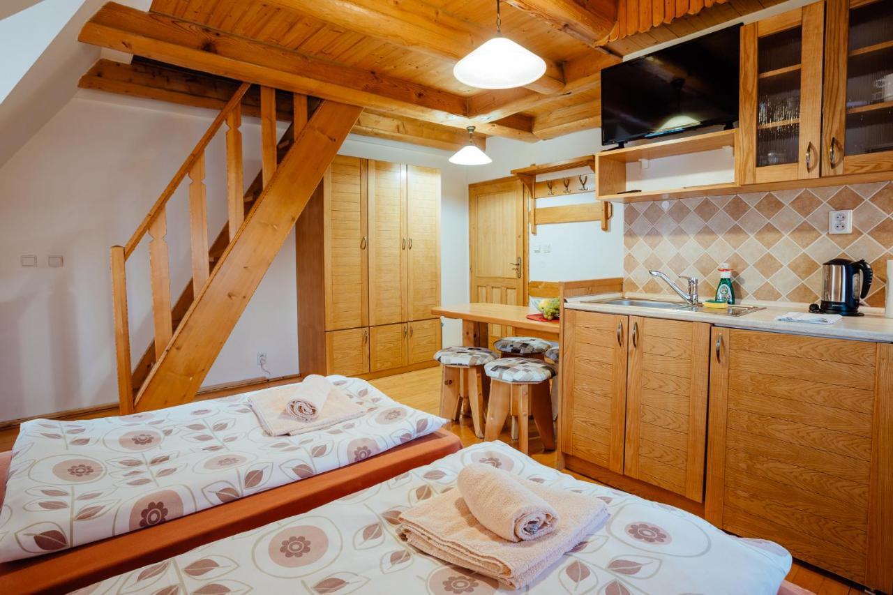 Janosikova Valaska Hills Apartments Terchová エクステリア 写真